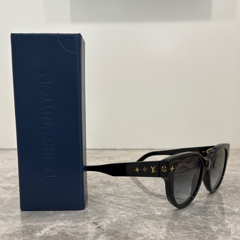 Louis Vuitton Black Glasses Wayfarer Style with Dark Tinted Lenses